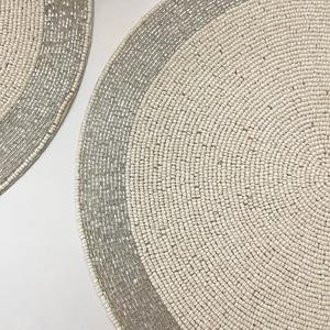 Manteles Individuales de Lujo con Bordado y Cuentas de Diseño, Ecológicos, Duraderos y Personalizables para Bodas - Product Image 5