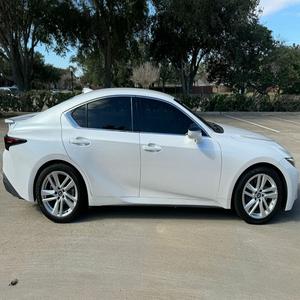 ¡Oferta Imperdible! Lexus IS 300 2021 Súper Limpio, 2.0L 4 Cilindros Turbo 8A, Tracción Trasera, Automático, Blanco Perla Eminent, Sedán de Lujo - Product Image 2