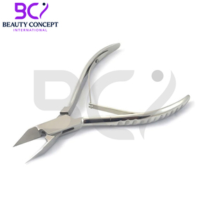 Nouvel ensemble professionnel et durable de pédicure podologique 4 pièces en acier inoxydable : coupe-cuticules, rehausseur, lime et outil pour ongles incarnés - Product Image 3