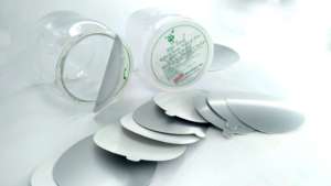 Película de Sellado por Inducción de Calor con Revestimiento de Aluminio Laminado de Grado Alimenticio para Botellas y Frascos de Plástico y Vidrio - Product Image 3