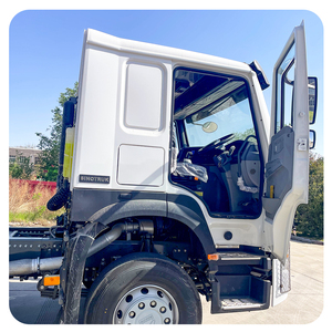 Camion tracteur Howo T7H 371HP d'occasion pour livraison rapide - Product Image 3