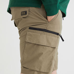 Pantalones cortos informales para hombre, ropa deportiva de material elástico de nailon con bolsillos con cremallera reflectantes por encima de la rodilla, gran oferta al por mayor - Product Image 4