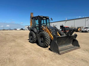 รถแบคโฮล รุ่น 2024 Case 695SV กำลัง 90 แรงม้า เครื่องยนต์ดีเซล เกียร์ Powershift บุ้งกี๋อเนกประสงค์ 4-in-1 รับน้ำหนักได้มาก - Product Image 2