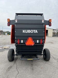 Machine à balles rectangulaire à haute productivité Mini moteur et boîte de vitesses montés sur tracteur Presse à foin et à paille - Product Image 4