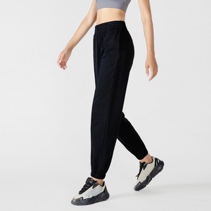 Pantalones de Jogger de algodón para mujer al por mayor, elegantes y cómodos, transpirables, lavados y con logotipo, adornados para la moda del gimnasio - Product Image 4
