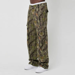 Pantalones Cargo Holgados de Lona con Estampado de Camuflaje para Hombre, Pantalones de Caza de Cintura Alta para Actividades al Aire Libre, Estilo Casual, Estampado de Bosque - Product Image 3