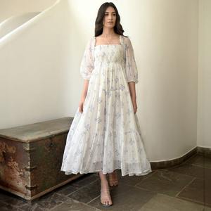 Robe de soirée indienne longue élégante en coton fait à la main, robe à imprimé floral, cadeau de mariée, robe de mode pour femme personnalisée, vêtements d'été - Product Image 1