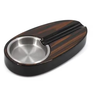 Cenicero y Portapuros Único de Latón con Madera, Cenicero Metálico para Fumar con Madera Grabada, Cenicero de Madera de Acacia - Product Image 4