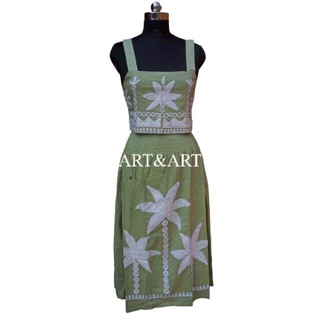 สีเขียว