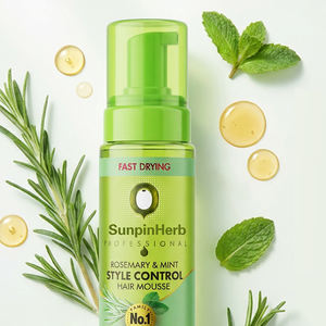 Mousse coiffante à la menthe et au romarin, formule séchage rapide pour le contrôle du style, la définition des boucles et la réduction des frisottis - Product Image 5