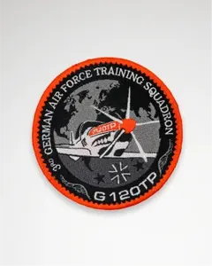 แผ่นป้ายผ้าโพลีเอสเตอร์สำหรับตกแต่งเสื้อผ้าแผ่นกำมะหยี่ปักแบบมีพู่ห้อย - Product Image 3