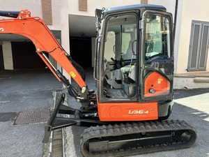 Miniexcavadora Kubota U36-4 de 3.6 Toneladas, Excavadora Compacta Hidráulica para Construcción, Jardinería y Trabajo Agrícola - Product Image 4