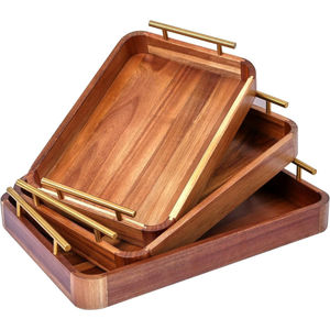 Ensemble de 3 plateaux de service rectangulaires en bois d'acacia en gros, plateaux décoratifs pour table basse, ottoman, avec poignées en métal doré pour la maison - Product Image 1
