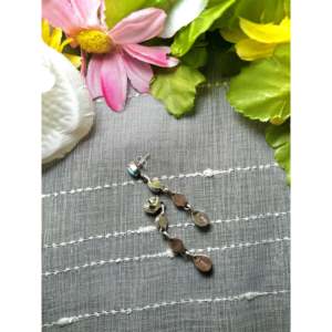 Pendientes Colgantes de Plata de Ley con Diseño de Gota de Agua y Dalia de Algodón Hechos a Mano por Artesanos Navajo, Ideales para Regalo - Product Image 4