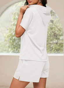 Ensemble de survêtements d'hiver pour femmes avec logo personnalisé, sweat à capuche court et vêtements personnalisés au-dessus du genou avec motif solide respirant - Product Image 3