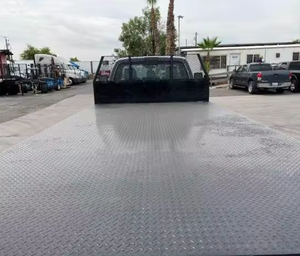 Mejor Precio, Camioneta Usada Ford F550 SD XL 2017 con Plataforma Plana de 16 pies - Transmisión Automática de 6 Velocidades, Volante a la Izquierda/Derecha, Envío Disponible a Todo el Mundo - Product Image 3