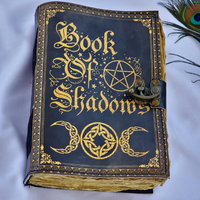 Livre d'ombres imprimé à la main Journal en cuir Triple Moon Grimoire avec Pentagram Witchcraft Hardcover halloween Spell Book