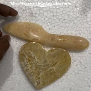 Juego de Cuchillos para Queso Portátiles de Resina Duradera, Ecológicos y de Lujo, Cortador y Esparcidor de Queso Moderno para el Hogar, Cafetería o Restaurante - Product Image 2