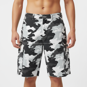 กางเกงขาสั้นคาร์โก้ผู้ชายขายส่ง หลายกระเป๋า ลายตัวอักษร OEM โพลีเอสเตอร์ 100% แห้งเร็ว ระบายอากาศดี เป็นมิตรกับสิ่งแวดล้อม สีดำ สีเทา 2026 - Product Image 3