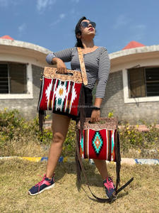 Llegada mano Tooled Fringe bolsos Jacquard Color Sling bolsos bohemio azteca tela nuevo diseño Vintage bolsos elegantes para mujeres - Product Image 4