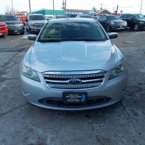 Ford Taurus Limited 2010 d'occasion de qualité à prix abordable, conduite à gauche - Product Image 1