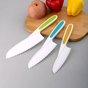 Ensemble d'outils <span class=keywords><strong>de</strong></span> cuisine pour enfants 17 pièces, kit <span class=keywords><strong>de</strong></span> cuisine pour tout-petits, couteau en plastique sûr, planche à découper, coupe-fruits, moule à sandwich, cuchillos <span class=keywords><strong>de</strong></span> plástico - Product Image 3