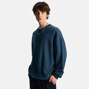 Sudadera de lana esencial con diseño de cuello redondo, Jersey suave y cálido adecuado para hombres y mujeres en atuendos diarios - Product Image 1
