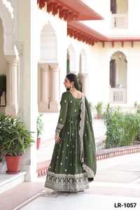 Nuevos Vestidos Anarkali de Diseñador con Lentejuelas y Bordados Zari, con Dupatta Elegante con Bordado Zari Calado para Mujer - Product Image 6