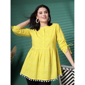 Eleva tu Estilo Casual con esta Camisa de Algodón Popelín Amarillo para Mujer, con Cuello Mao y Manga Tres Cuartos Bordada - Product Image 1