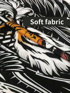 Rash Guard à manches longues respirant et anti-UV pour hommes de haute qualité fabriqué au Pakistan Rush Guard - Product Image 2