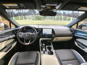 รถยนต์มือสองปี 2025 รุ่น Grand Highlander Sport Utility เครื่องยนต์ 4.0 ลิตร เกียร์อัตโนมัติ พร้อมเบาะหนังและหลังคาซันรูฟ สภาพดีเยี่ยม - Product Image 2