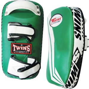 Escudos de Patada Hechos a Medida de Doble Capa de Calidad Superior, Precios de Mayoreo, Almohadillas de Kick Boxing y Muay Thai Hechas con Cuero Vacuno Genuino - Product Image 5