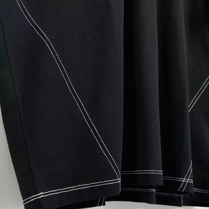 Camiseta unisex elegante con costuras en contraste y logotipo personalizado para hombre, precio al por mayor, camiseta de gran tamaño con hombros caídos de alta calidad - Product Image 3