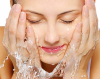 2023 vente chaude japonais Shikiori lait de soja mousse faciale 200g isoflavones liquide OBM approvisionnement utilisation sur le visage