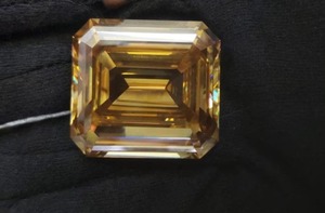 เครื่องประดับเพชรมอยส์ซอไนต์สีแชมเปญสีเหลืองขนาด95กะรัตประดับเพชรโมอิสซาไนต์ทำมือตามสั่ง - Product Image 2