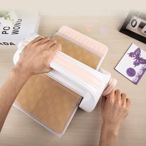 Machine de découpe et d'embossage manuelle A4 pour scrapbooking et cartes, outil artisanal, nouveau stock 2026, vente en gros usine - Product Image 2