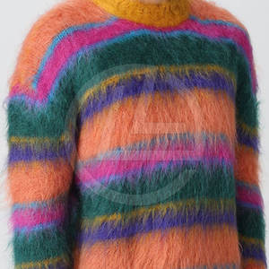 Pull en mohair pour homme avec ourlet et poignets côtelés pour un look élégant Pull en mohair de qualité supérieure avec tissu léger - Product Image 4