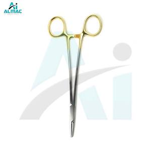 Soporte de aguja ALMAC Lawrance para profesionales médicos que proporciona un agarre controlado para un rendimiento de sutura seguro y eficiente - Product Image 3
