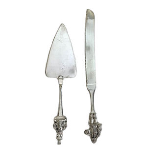 Fabriqué à la main en Inde, couteau à gâteau de mariage plaqué or avec poignée unique en métal, ensemble de serveur de gâteau pour la vaisselle de mariage occidentale - Product Image 6