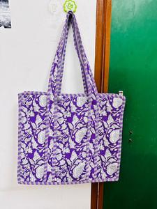 Gros indien matelassé coton bloc imprimé sac fourre-tout floral à la main grand sac à bandoulière pour les femmes Style de la mode - Product Image 3