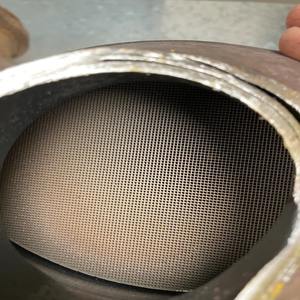 Catalyseur d'échappement avant droit d'occasion en métal recyclé 2021 pour Mercedes 19-25, référence OE 378273283, garantie 12 mois - Product Image 5