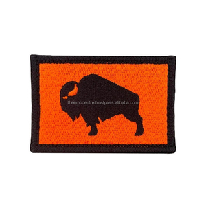 Nueva moda Pvc insignias etiqueta goma Logo proveedor personalizado Transferencia de Calor parches de goma insignias de Pvc para la venta tela de sarga - Product Image 3