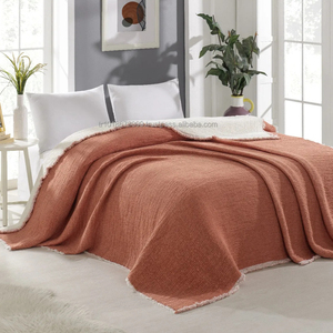 Muslin Weave Inside Cotton Fiber Filled 100% Cotton Blanket Bulky Heavy Thick 160x220cm 62x86inch Plain Collection Blanket - Product Image 1