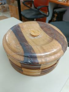 Artisanat en bois fait à la main Boîtes en bois polies et enseignes murales Articles de décoration élégants - Product Image 4