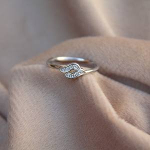 Anillo fino minimalista clásico de Plata de Ley 925 con Zirconia cúbica, anillo de aniversario fino hecho a mano para mujer - Product Image 4