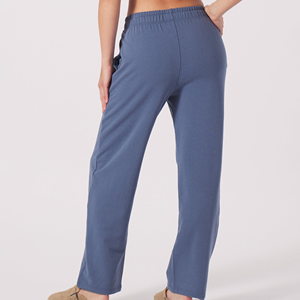 Vêtements décontractés de haute qualité pour femmes Pantalons de survêtement légers et respirants sur mesure avec jambe droite pour l'hiver - Product Image 3