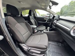 SUPER PROPRE, OCCASION, 2023 FORTE LX SEDAN, TRANSMISSION, 147 CV, 2L, Traction avant, PRÊT POUR L'EXPÉDITION - Product Image 2