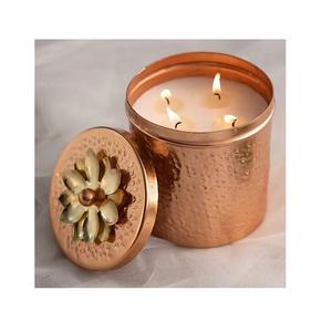 Portavelas de metal de Estilo Vintage perfecto para interiores de casas tradicionales o temas de decoración de cena romántica - Product Image 3