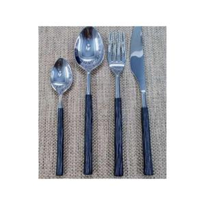 Vente en gros de couverts les plus décorés Cuisine Restaurant Cuillère Fourchette & Couteau Ensemble de couverts en métal de couleur or à vendre - Product Image 4