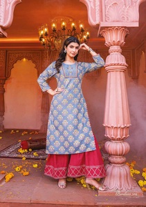 El último vestido estampado Heavy Rayon Bandhej con bordado Gotta Pati y colección de trajes de trabajo de encaje - Product Image 6